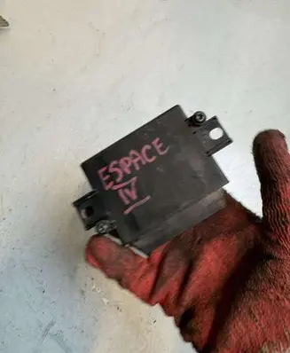 Renault Espace - Grand espace IV Parking PDC control unit/module 8200235627