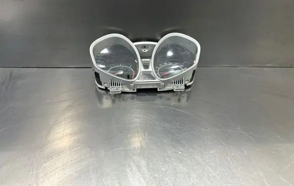 Ford Fiesta Speedometer (instrument cluster) 8A6T10849GC A12148800