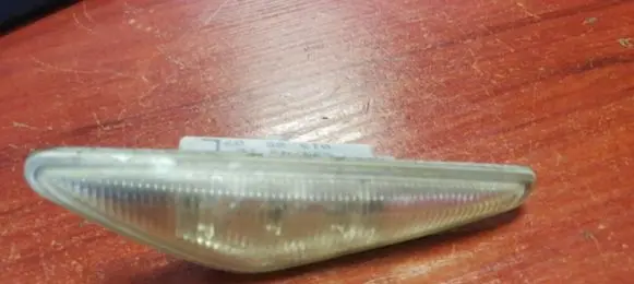 BMW 3 E46 Front fender indicator light 6920731