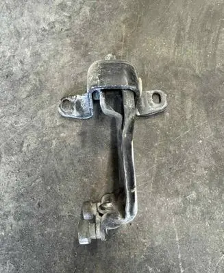 Mercedes-Benz Vito Viano W639 Sliding door middle roller runner A6397602347