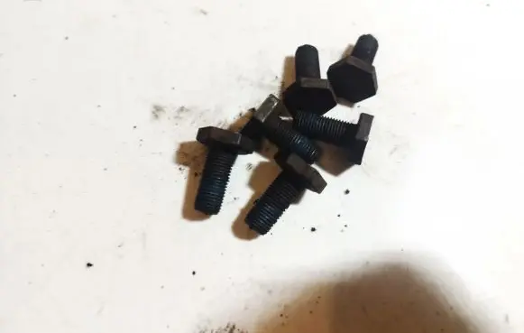 Opel Combo C Nuts/bolts 
