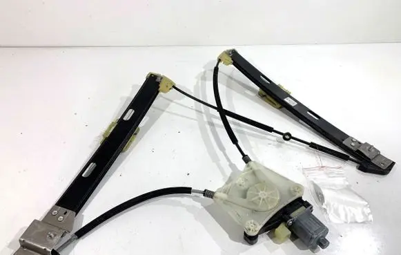 Volkswagen T-Roc Front door window regulator with motor 5Q0959801A