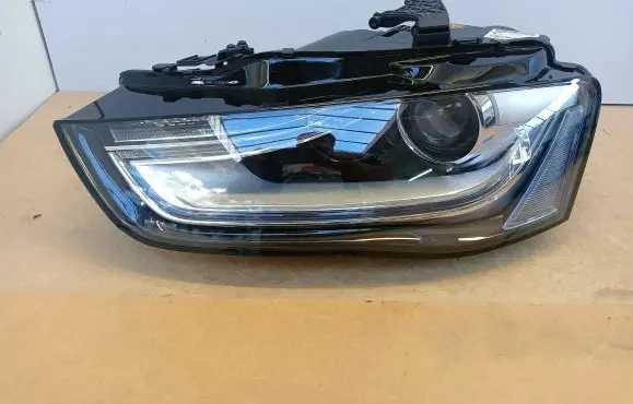 Audi A4 S4 B8 8K Headlight/headlamp 8K0941034C