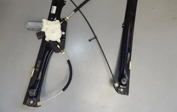 BMW X4 F26 Front door window regulator with motor
