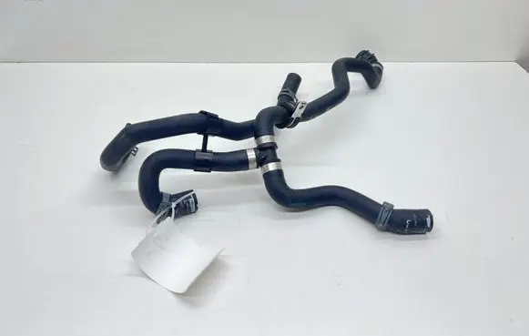 Audi A5 Engine coolant pipe/hose 8W0145925P 8W0145925 8W0145920M