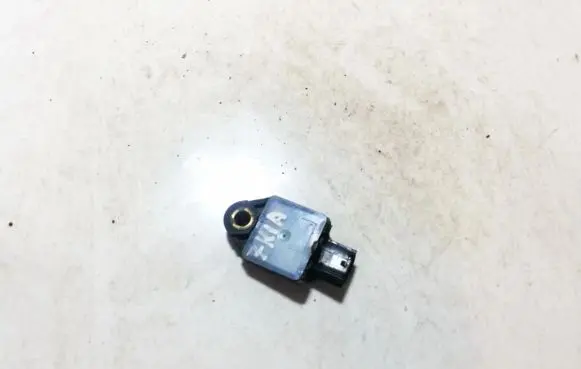 KIA Ceed Airbag deployment crash/impact sensor 959202h000