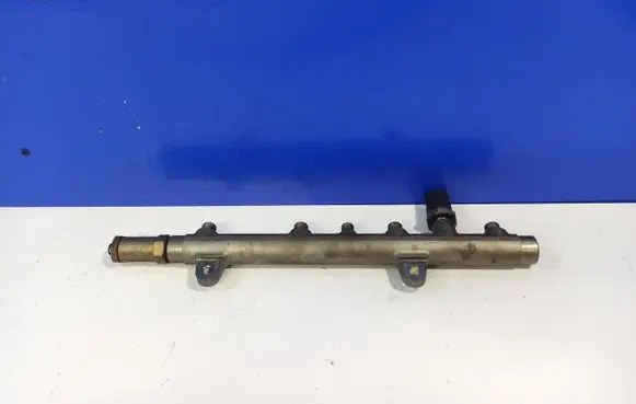 Volvo S40, V40 Fuel main line pipe 30652244 04445214024