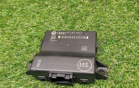Audi A5 Sportback 8TA Gateway control module 8T0907468R 8T0907468H