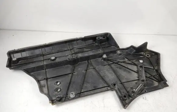 Toyota RAV 4 (XA50) Center/middle under tray cover 5816642030