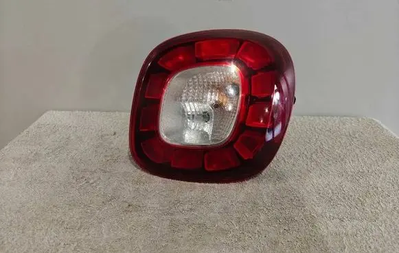 Rear/tail lights