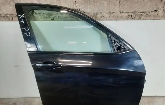 BMW X4 F26 Front door