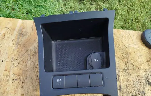 Volkswagen Golf V Glove box central console 1K0858329 1K0857925