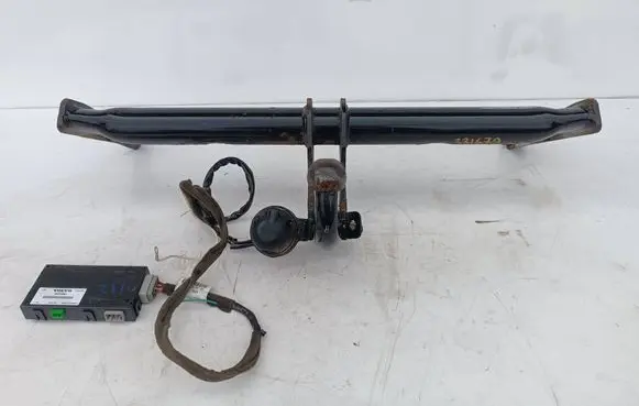 Volvo XC70 Tow bar set XC70108 E11006303 30754577