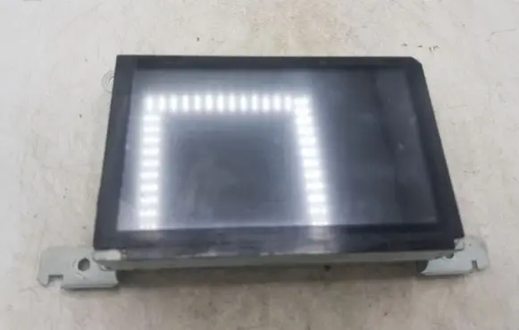 Nissan Primera Screen/display/small screen 20613844 DP7W3000P