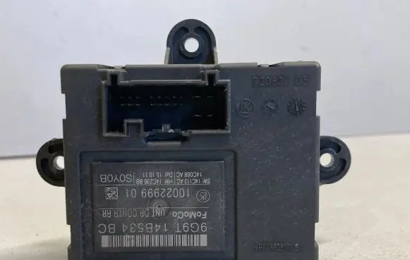 Volvo XC60 Door control unit/module 9G9T14B534BC 1002299901