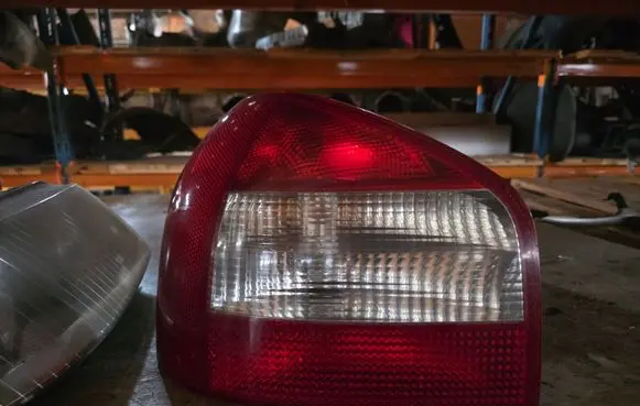 Rear/tail lights