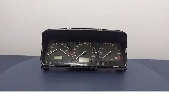 Speedometer (instrument cluster)