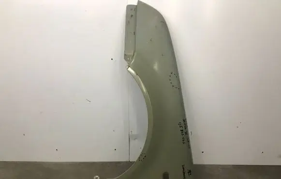 Volkswagen Jetta IV Fender 1J5821021