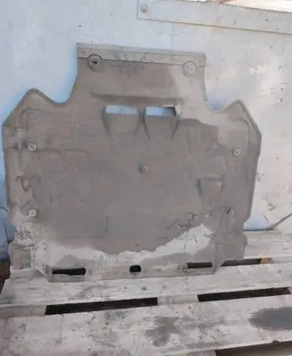 Audi A6 C7 Engine splash shield/under tray 4G0863325