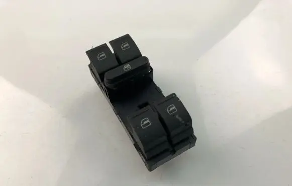 Volkswagen Jetta V Electric window control switch 1K4959857