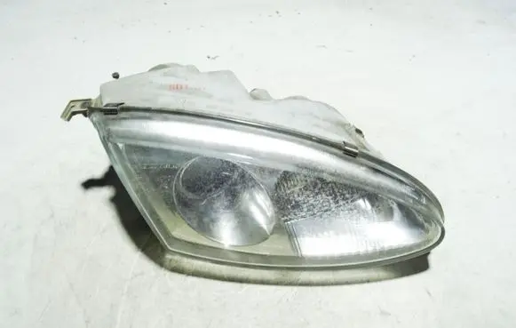 Hyundai Coupe Headlight/headlamp 1010495