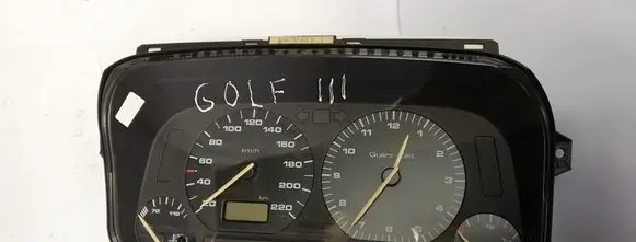 Volkswagen Golf III Speedometer (instrument cluster) 5411004600 53923247