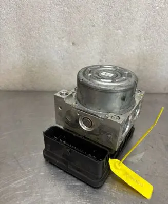 Volkswagen e-Golf Master brake cylinder