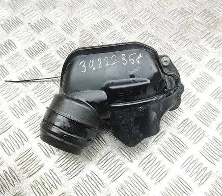 Volkswagen Tiguan Intake resonator 05E129654B