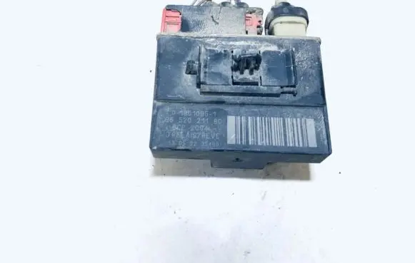 Citroen Berlingo Coolant fan relay 9652021180 018010951