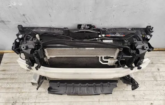 Jeep Cherokee KL Radiator support slam panel CHEROKEEKLPASPRZED
