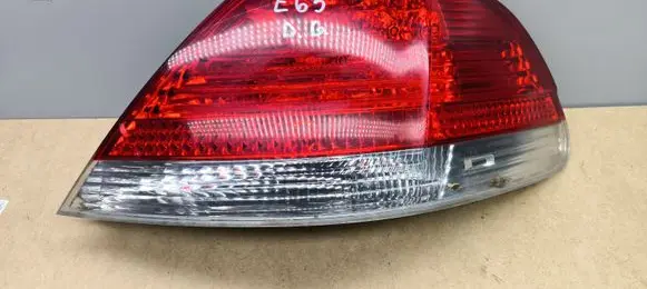 BMW 7 E65 E66 Rear/tail lights 6937236