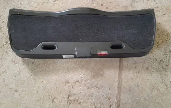 BMW 3 E46 Tailgate/boot cover trim set 8218783