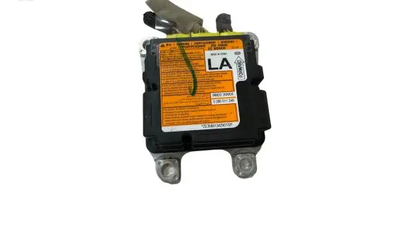 Nissan Leaf I (ZE0) Airbag control unit/module 988203NM0A 0285011248