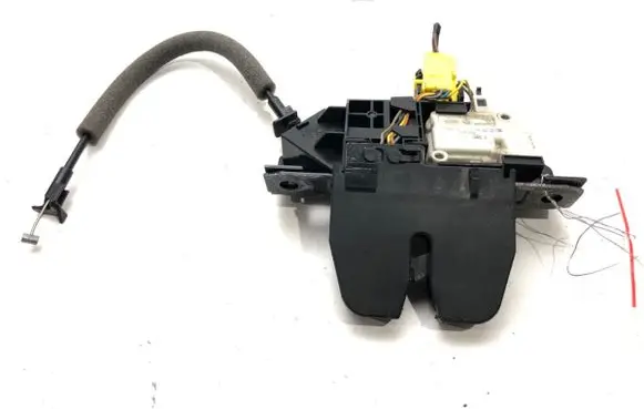 Opel Vectra C Tailgate exterior lock 