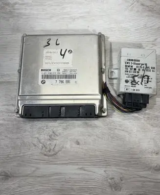 BMW 5 E39 Engine control unit/module 7786581 0281010314