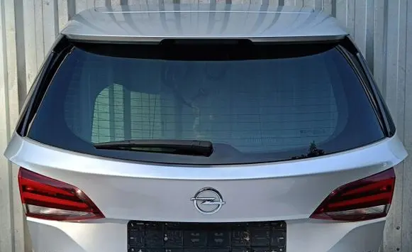 Opel Astra K Tailgate/trunk/boot lid