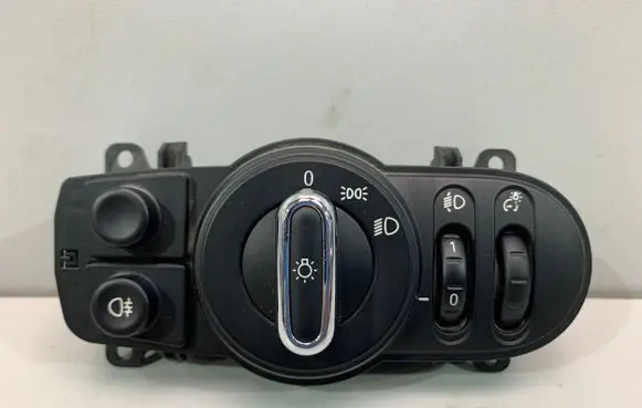 Mini Cooper Countryman F60 Light switch 9865842