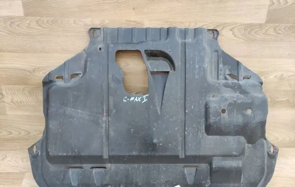 Ford Focus Engine splash shield/under tray 3M51R6P013A