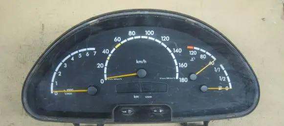 Mercedes-Benz Sprinter W901 W902 W903 W904 Speedometer (instrument cluster) A0014460721