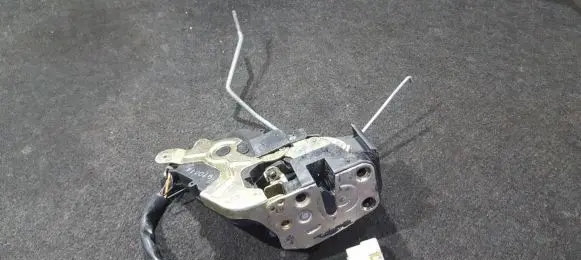 Mazda 626 Front door lock