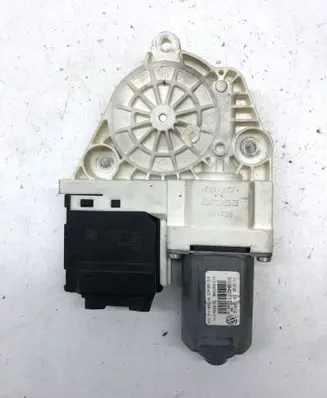 Volkswagen PASSAT CC Rear door window regulator motor 1K0959795Q 966537101 3C8839461K