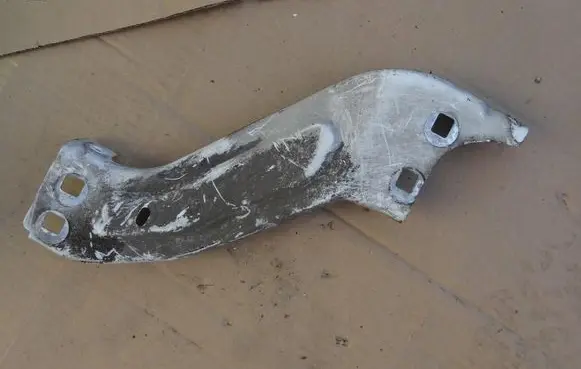 Peugeot Partner Fender mounting bracket XXXXX