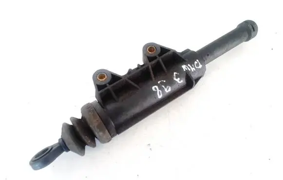 Clutch master cylinder