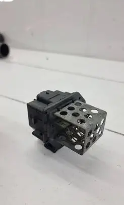 Peugeot 307 Coolant fan relay 9658508980