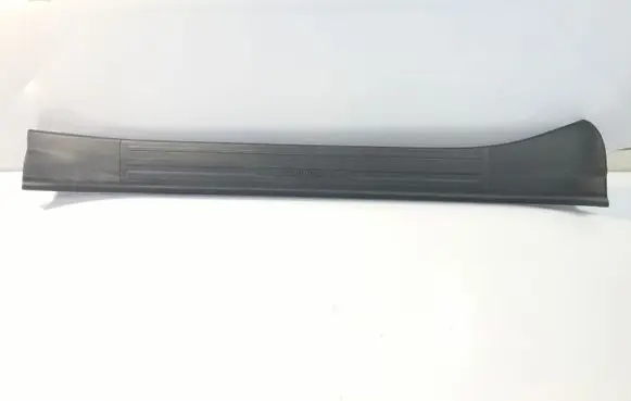 Subaru Forester SK Front sill trim cover 94060SJ030