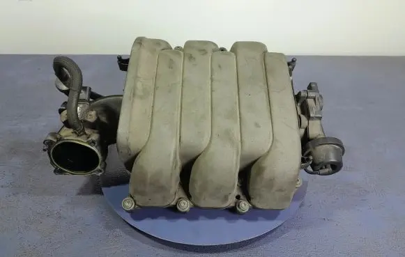 Audi A6 S6 C6 4F Intake manifold 06E133210H