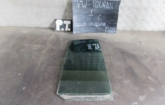 Volkswagen Touran I Sliding door window/glass 