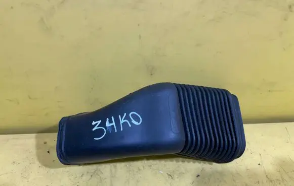 BMW X3 E83 Intercooler air guide/duct channel