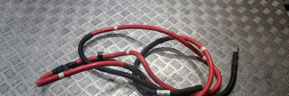 Positive cable (battery)