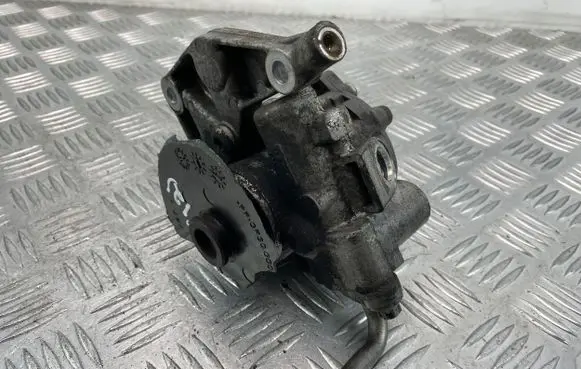 Mercedes-Benz GLK (X204) Power steering pump A0064666401